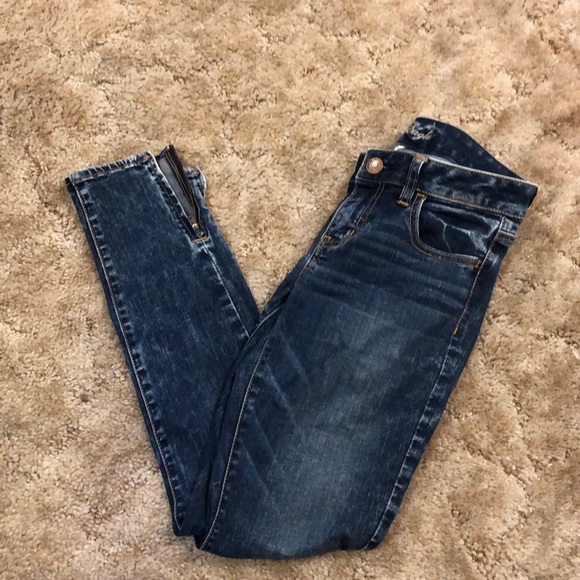 American Eagle Outfitters Denim - Faded Wash AEO jeggings